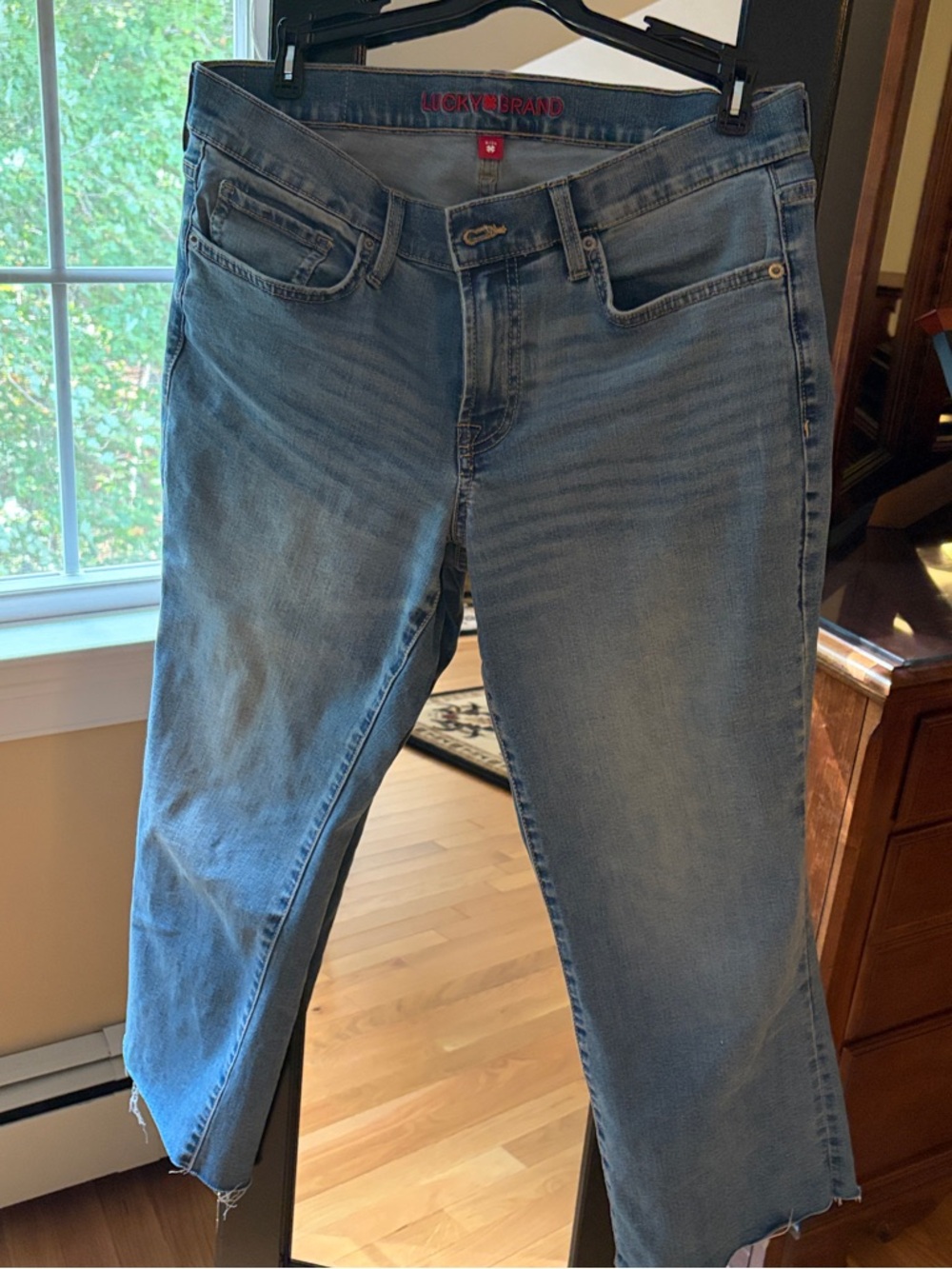 Lucky Brand Light Wash Cropped Ankle Jeans